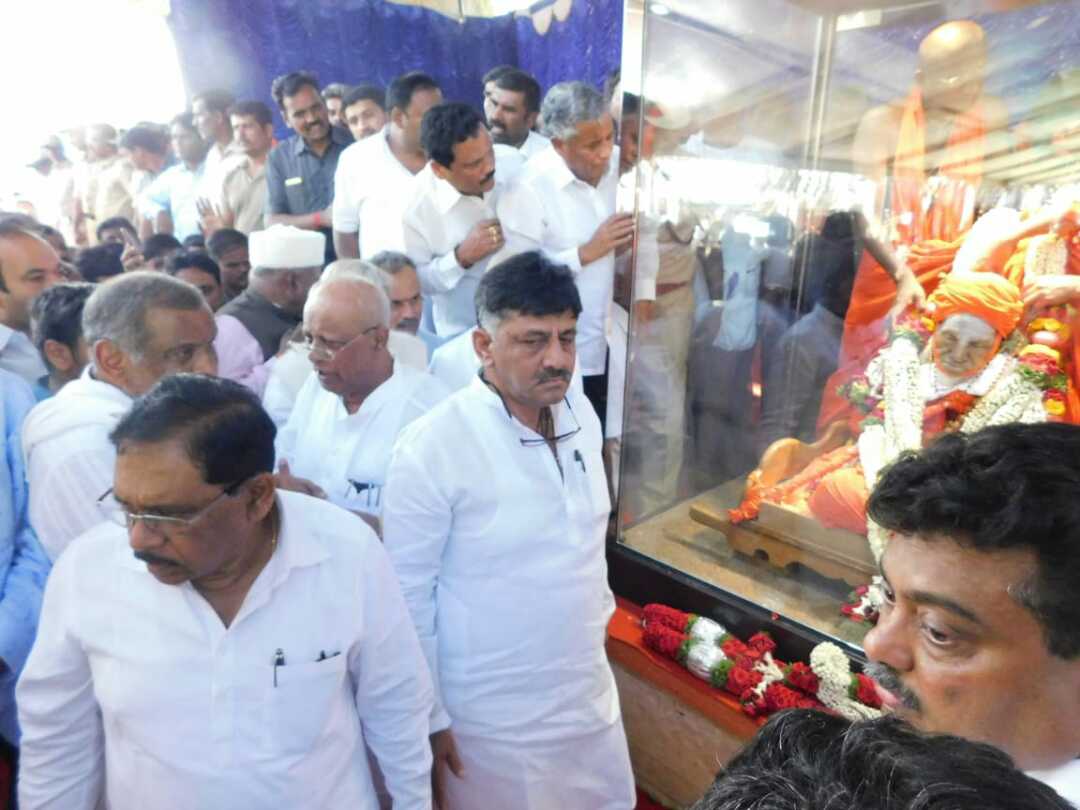 ಸಿದ್ಧಗಂಗಾ ಶ್ರೀಗಳ ಹುಟ್ಟೂರು ದತ್ತು: ಸಚಿವ ಡಿ.ಕೆ.ಶಿವಕುಮಾರ್ ಘೋಷಣೆ
