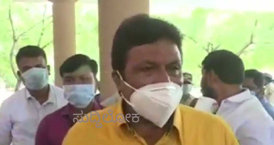ನಕಲಿ ಬೀಜ ಮಾರಾಟಗಾರರ ಒತ್ತಡಕ್ಕೆ ಮಣಿಯುವುದು ತಾಯಿ ಮಗುವಿಗೆ ವಿಷವುಣಿಸಿದಂತೆ:ಬಿ.ಸಿ.ಪಾಟೀಲ್