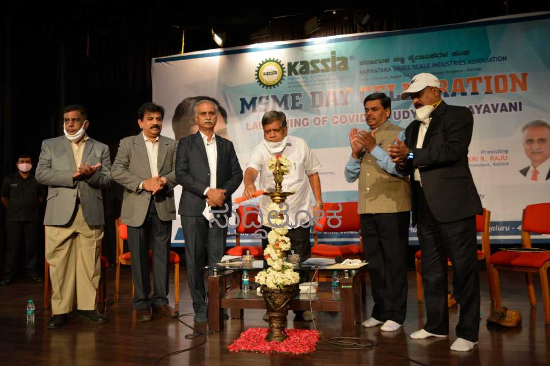 ಕೈಗಾರಿಕಾ ಟೌನ್ಶಿಪ್ಗಳ ಸ್ಥಾಪನೆಗೆ ಶೀಘ್ರದಲ್ಲೇ ಕ್ಯಾಬಿನೆಟ್ ಗೆ ಪ್ರಸ್ತಾಪ: ಸಚಿವ ಜಗದೀಶ ಶೆಟ್ಟರ್