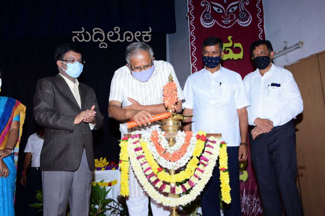 ಸಮಾಜಕ್ಕೆ ಶಿಕ್ಷಕರೇ ಮೇಲ್ಪಂಕ್ತಿಯಾಗಬೇಕು: ಸುರೇಶ್ ಕುಮಾರ್