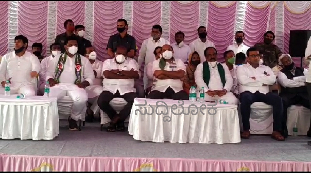 ಜೆಡಿಎಸ್ಗೆ ಸೇರ್ಪಡೆಯಾದ ನೂರಾರು ಮುಖಂಡರು