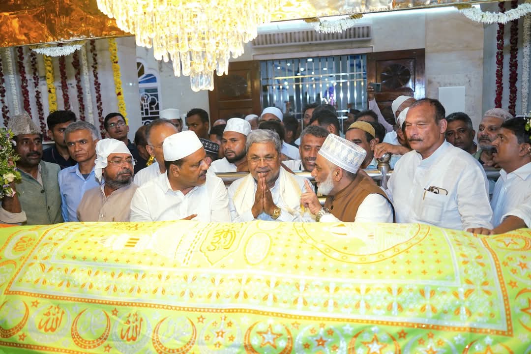 ನಾವು ಮೊದಲು ಮನುಷ್ಯರು, ನಂತರ ಭಾರತೀಯರು ಆಮೇಲೆ ಹಿಂದೂ, ಮುಸ್ಲೀಮ್: ಸಿ.ಎಂ.ಸಿದ್ದರಾಮಯ್ಯ