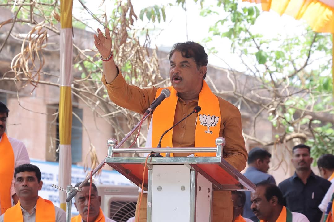 ಅವೈಜ್ಞಾನಿಕ ನೀತಿಯಿಂದ ಅಬಕಾರಿ ಉದ್ಯಮ ಸಂಕಷ್ಟಕ್ಕೆ : ಆರ್ ಅಶೋಕ್