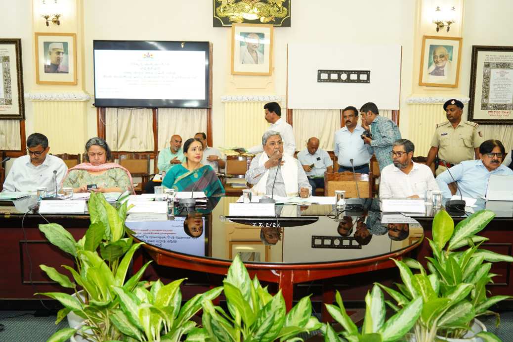 ನರೇಗಾ ಅಕ್ರಮ ಎಸಗಿದ ಅಧಿಕಾರಿಗಳ ವಿರುದ್ಧ ಕ್ರಿಮಿನಲ್ ಕೇಸ್ ಹಾಕಿ: ಸಿಎಂ ಸೂಚನೆ