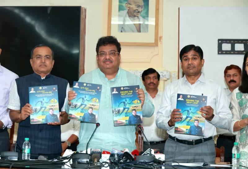 2 ವರ್ಷದ ಸಾಧನೆಯ ಹೆಜ್ಜೆಗಳನ್ನು ಬಿಚ್ಚಿಟ್ಟ ಬೃಹತ್ ಕೈಗಾರಿಕಾ ಸಚಿವ ಎಂ ಬಿ ಪಾಟೀಲ 