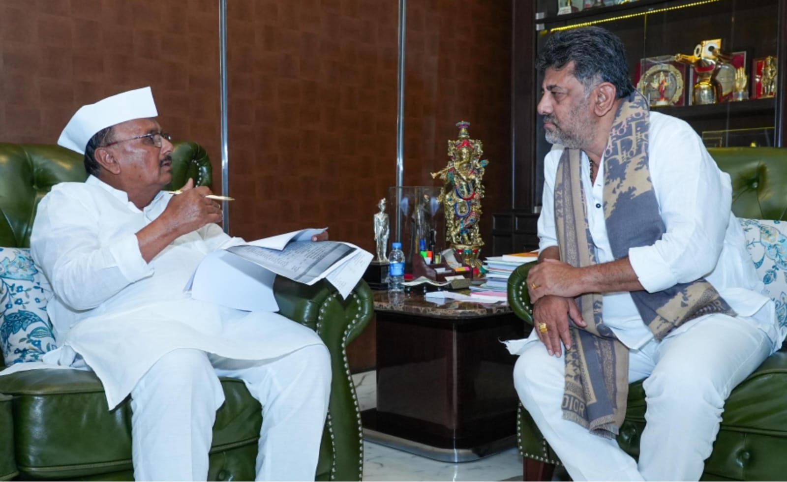 ಕೈ ಪಕ್ಷದಲ್ಲಿ ಹೆಚ್ಚಿದ ಅಸಮಾಧಾನ; ಪರಿಹರಿಸಲು ಸಫಲವಾಗ್ತಾರಾ ಸುರ್ಜೇವಾಲಾ?!