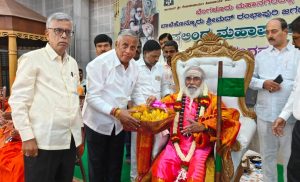 ಜೀವನದ ಉನ್ನತಿಗೆ ಸಂಸ್ಕಾರ, ಸಂಸ್ಕೃತಿ, ಅರಿವು ಮುಖ್ಯ; ರಂಭಾಪುರಿ ಶ್ರೀ