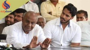 ಸೋಲಿನ ಅನುಭವದಿಂದ ಪಾಠ ಕಲಿತು ನಿಖಿಲ್ ಕುಮಾರಸ್ವಾಮಿ ಕೆಲಸ; ಮೊಮ್ಮಗನ ಹಾಡಿ ಹೊಗಳಿದ ದೇವೇಗೌಡ