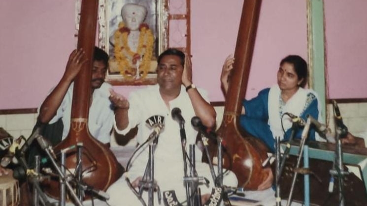 ಹಿಂದುಸ್ತಾನಿ ಗಾಯಕ ದಿ. ಷಣ್ಮುಖಾನಂದ ಗೊಜನೂರ ಸ್ಮರಣಾರ್ಥ ಕನ್ನಡ ಗೀತಗಾಯನ ಸ್ಪರ್ಧೆ