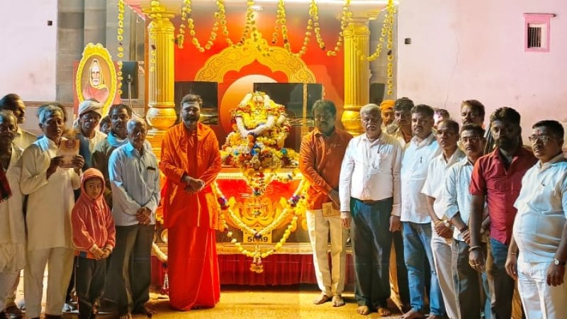 ಅಮ್ಮಿನಬಾವಿಗೆ ಆಗಮಿಸಿದ ಮೈಸೂರು ಸುತ್ತೂರು ಮಠದ ಜಾತ್ರಾ ಮಹೋತ್ಸವ ಜನಜಾಗೃತಿ ರಥಯಾತ್ರೆ ಸಂಚಾರ