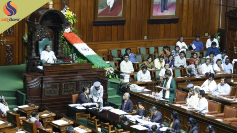 ಅಬಕಾರಿ ಹಗರಣ: ಸದನದಲ್ಲಿ ಪೆನ್ ಡ್ರೈವ್ ಪ್ರದರ್ಶಿಸಿದ ಅಶೋಕ್