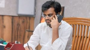 “ಶಿರಹಟ್ಟಿ ಶಾಸಕ ಚಂದ್ರು ಲಮಾಣಿ ಲೋಕಾಯುಕ್ತ ಟ್ರ್ಯಾಪ್: ₹5 ಲಕ್ಷ ನಗದು ಸಮೇತ ರೆಡ್‌ಹ್ಯಾಂಡ್ ಅರೆಸ್ಟ್”