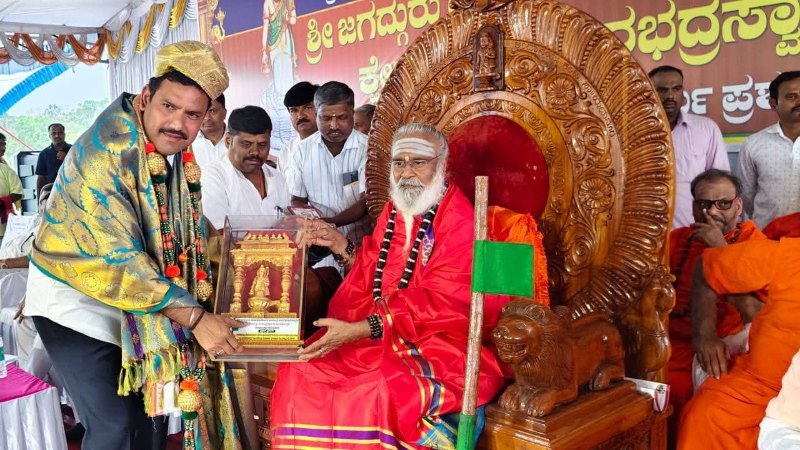 “ಸಮಾಜ ಒಡೆಯುವ ಶಕ್ತಿಗಳ ವಿರುದ್ಧ ವೀರಶೈವ ಲಿಂಗಾಯತರು ಒಂದಾಗಲಿ: ಬಿ.ವೈ. ವಿಜಯೇಂದ್ರ ಕರೆ”