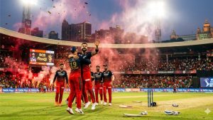 ಬೆಂಗಳೂರಿನಲ್ಲಿ ಐಪಿಎಲ್ ಸುನಾಮಿ: ಚಿನ್ನಸ್ವಾಮಿ ಅಖಾಡದಲ್ಲಿ ಮತ್ತೆ ಆರ್‌ಸಿಬಿ ಅಬ್ಬರ!