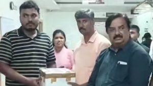 ಹೆಂಡತಿಯ ದೇಹ ನಜ್ಜುಗುಜ್ಜಾದರೂ ಕಣ್ಣುಗಳನ್ನು ಜೀವಂತವಾಗಿಟ್ಟ ಪತಿ! ದುಬಾರೆ ದುರಂತದ ನಡುವೆ ಮಾನವೀಯತೆ ಮೆರೆದ ಜೋಯೆಲ್