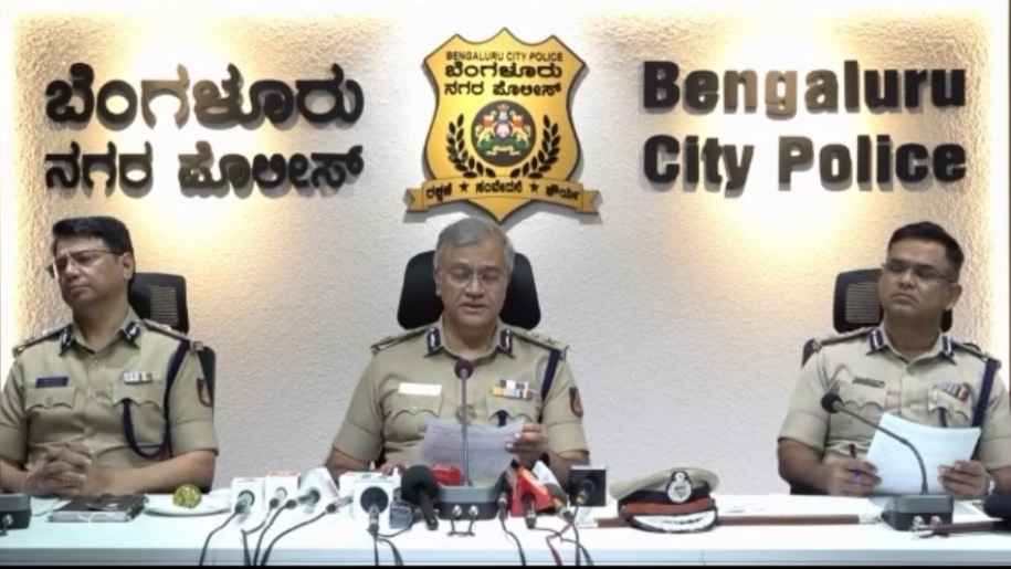 ರಸ್ತೆಯಲ್ಲಿ ಐಪಿಎಲ್ ಹುಚ್ಚಾಟ ನಡೆಸಿದರೆ ಜೈಲು ಫಿಕ್ಸ್: ಕ್ರಿಕೆಟ್ ಅಭಿಮಾನಿಗಳಿಗೆ ಬೆಂಗಳೂರು ಪೊಲೀಸರ ಖಡಕ್ ವಾರ್ನಿಂಗ್!