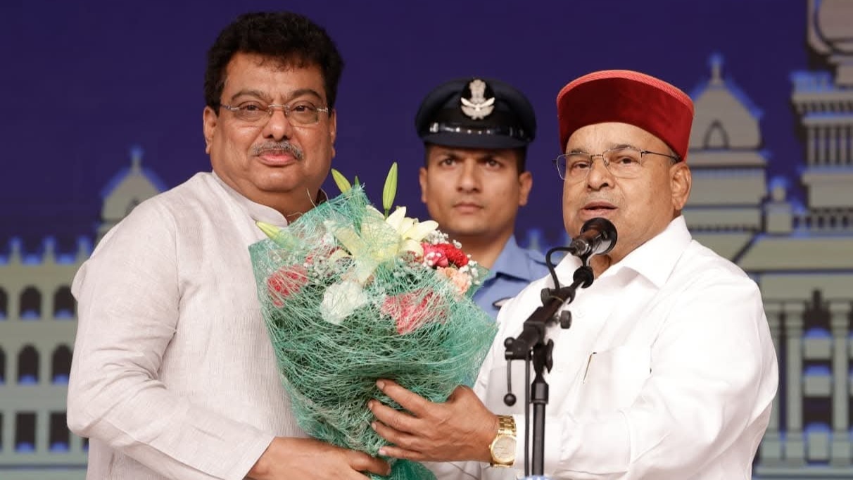 ಪ್ರಮಾಣ ವಚನ ಸ್ವೀಕಾರದ ವೇಳೆ ಎಂ.ಬಿ. ಪಾಟೀಲ್ ಎಡವಟ್ಟು: ನಿಯಮ ಪಾಲಿಸುವಂತೆ ರಾಜ್ಯಪಾಲರಿಂದ ತಕ್ಷಣವೇ ಸೂಚನೆ!