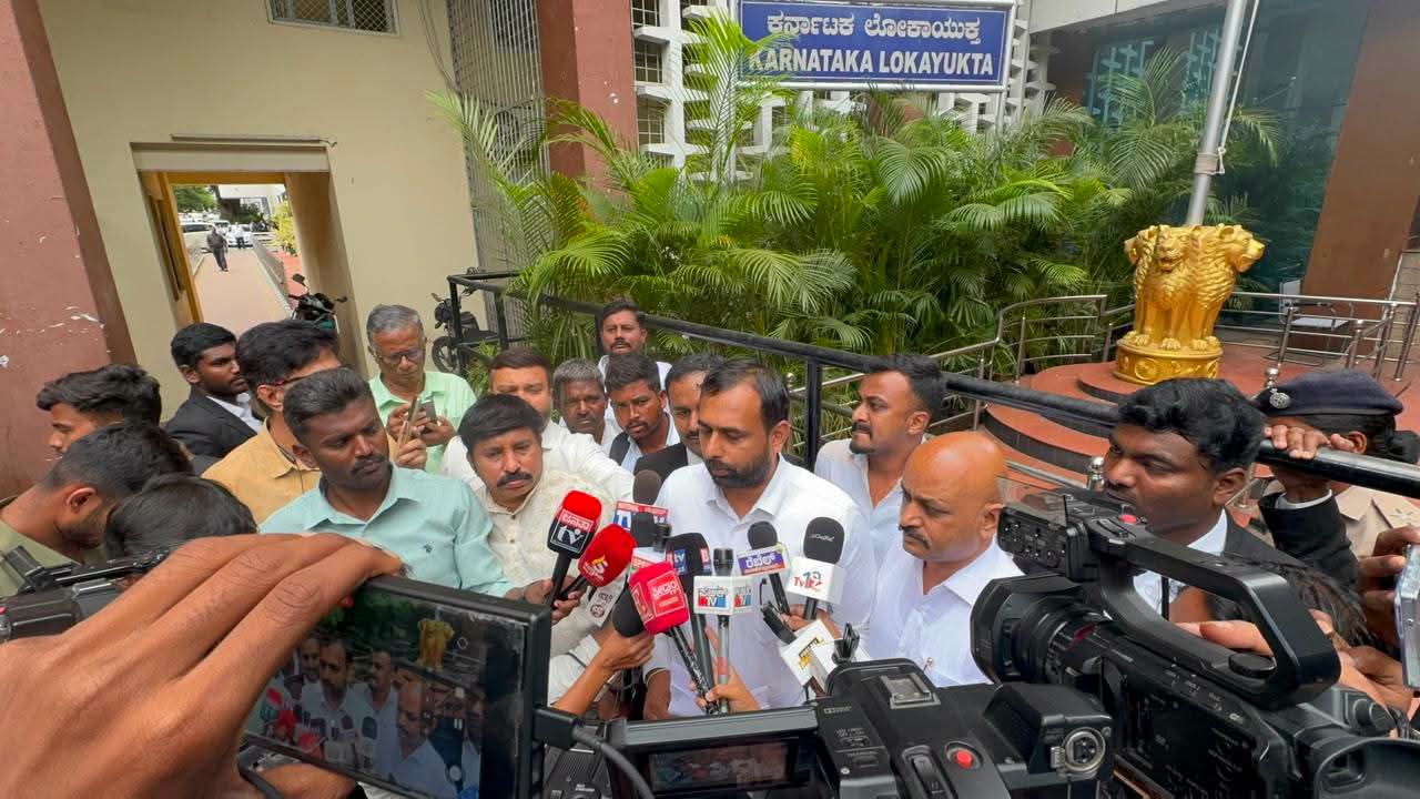 ಟೆಂಡರ್ ಪ್ರಕ್ರಿಯೆಯಲ್ಲಿ ಭಾರಿ ಅಕ್ರಮ ಎಸಗಿರುವ ಆರೋಪ:ಶಾಸಕ ಎಸ್. ಸುರೇಶ್ ಕುಮಾರ್ ವಿರುದ್ಧ ಲೋಕಾಯುಕ್ತಕ್ಕೆ ದೂರು..!